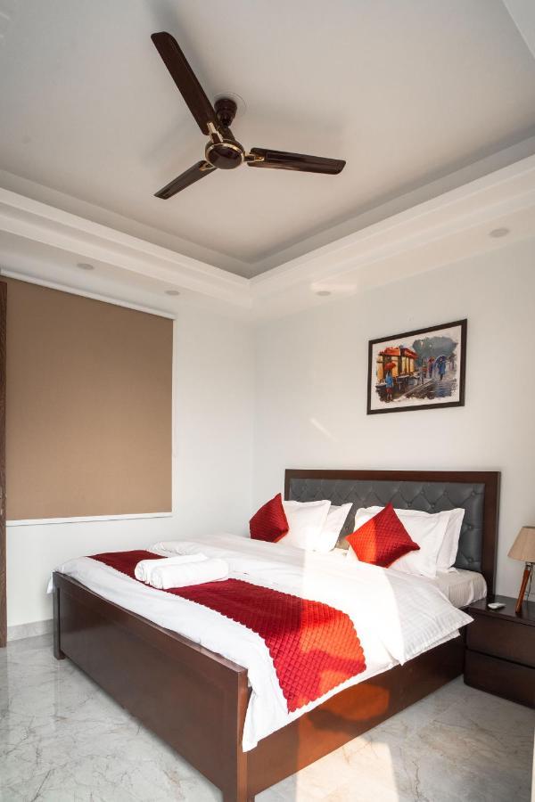 The Lodgers 1 Bhk Serviced Apartment Golf Course Road คูร์เคาน์ ภายนอก รูปภาพ